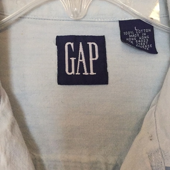 GAP SHIRT- N - Picture 2 of 4
